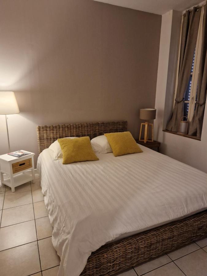 דירות מרסיי 2 Pieces Dans Le Centre Avec Petite Terrasse 3*** מראה חיצוני תמונה